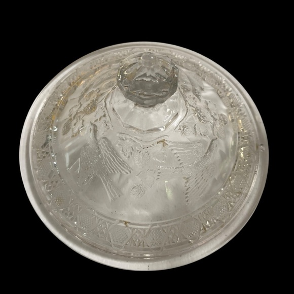 Antique EAPG Indiana Glass Bird & Strawberry Covered Compote High Standard - Picture 4 of 11